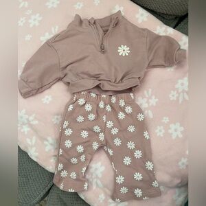 Cat & Jack Pink Daisy Sweatshirt and Leggings Set